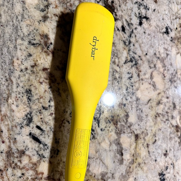 The Brush Crush by Drybar - Picture 2 of 5